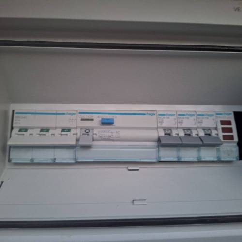 IMG-0bf1ea8b48e8ebf128953e22e7028b4d-V-min